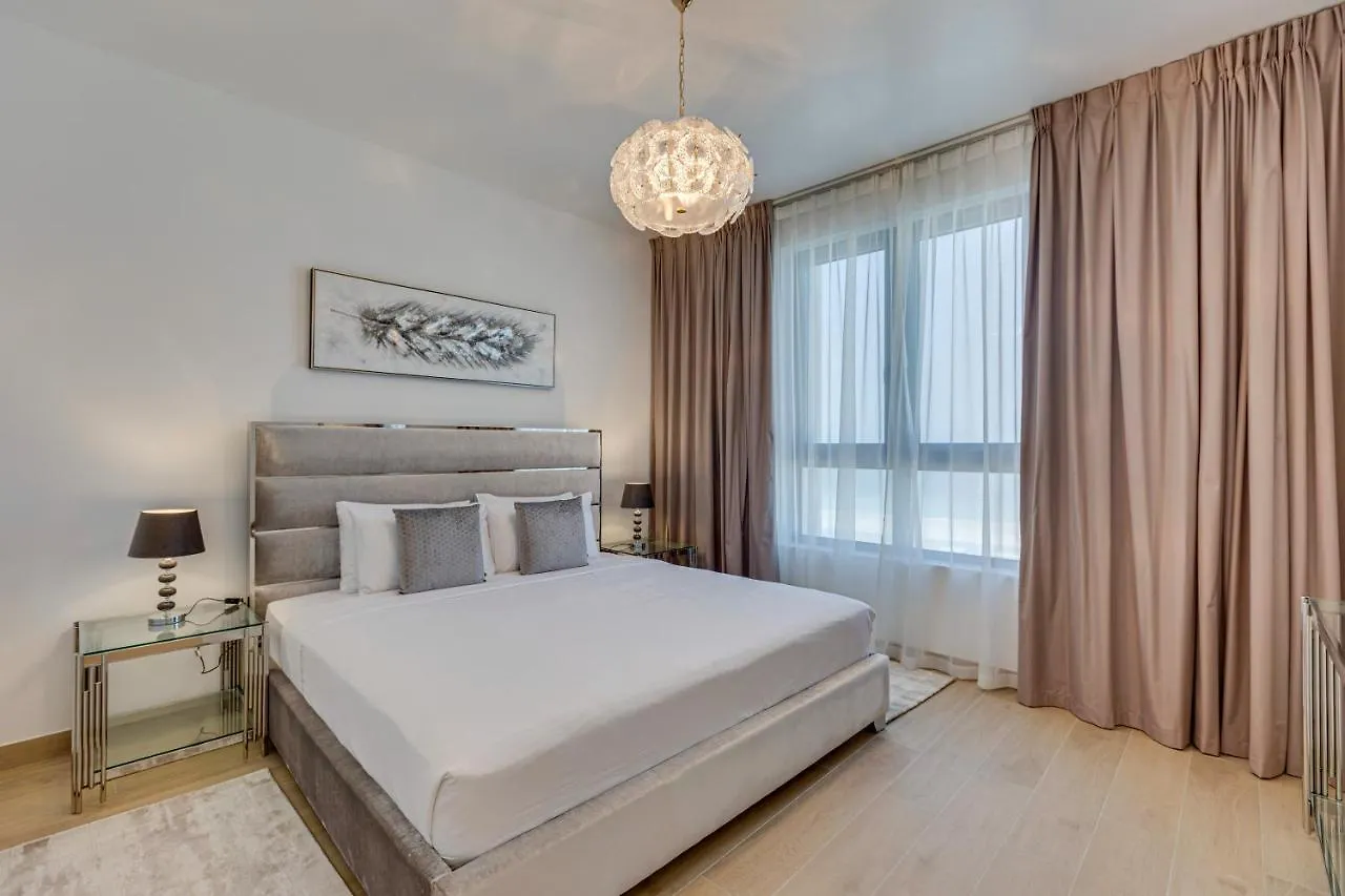 Lovely Sea View Apt La Cote 1 La Mer 1Min To Beach 迪拜 公寓